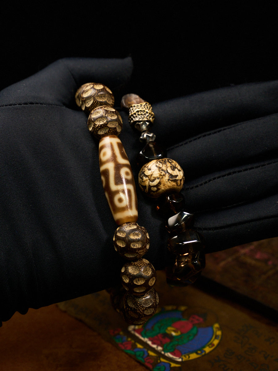 Rare Vintage Nine-Eye Dzi Totem Agarwood Healing Tibetan Bracelet