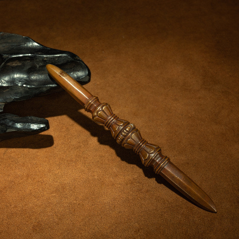 Rare Tibetan Single-Prong Vajra Pestle in Red Lima Copper – Antique Esoteric Ritual Instrument