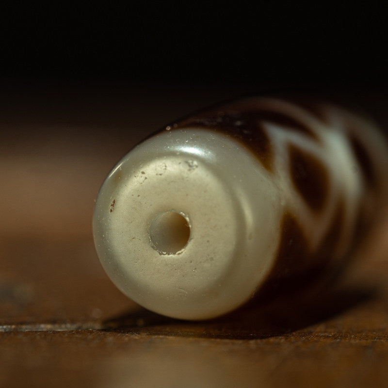 Tibetan Millennium Pure Vajra Diamond Six-Eye Dzi Bead – Tender Color, Highest Totem Grade, Nine-Eye Shale