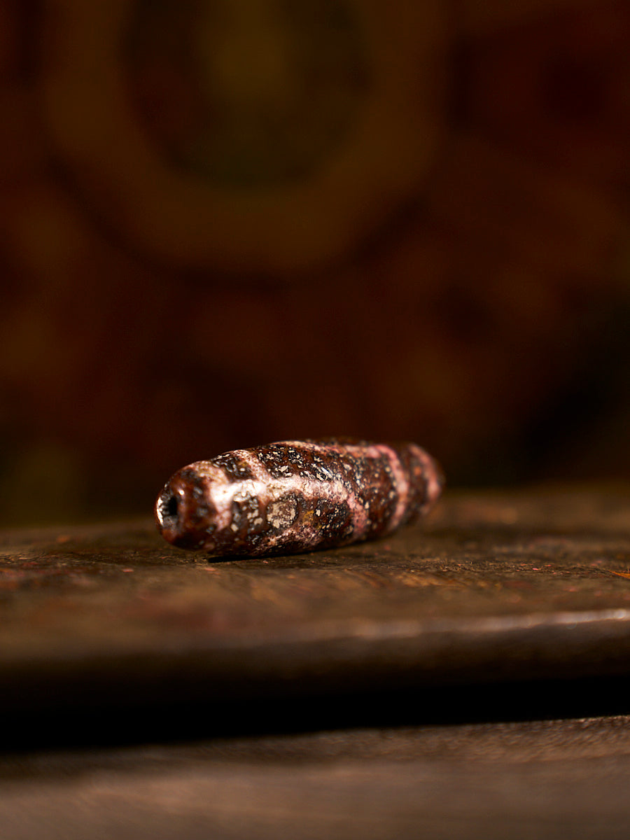 Tibetan Zhangzhung Era Two-Eyed Wish-Fulfilling Agate Dzi Bead