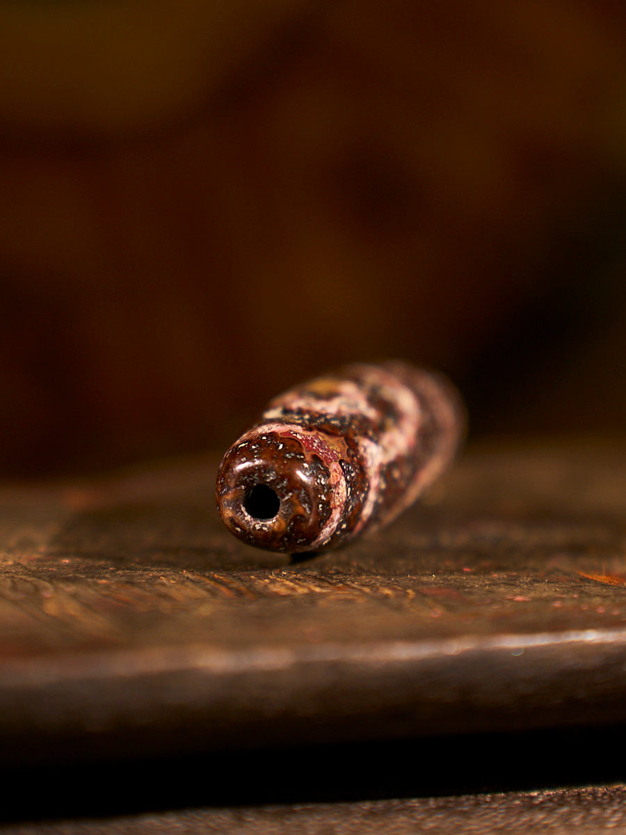 Tibetan Zhangzhung Era Two-Eyed Wish-Fulfilling Agate Dzi Bead