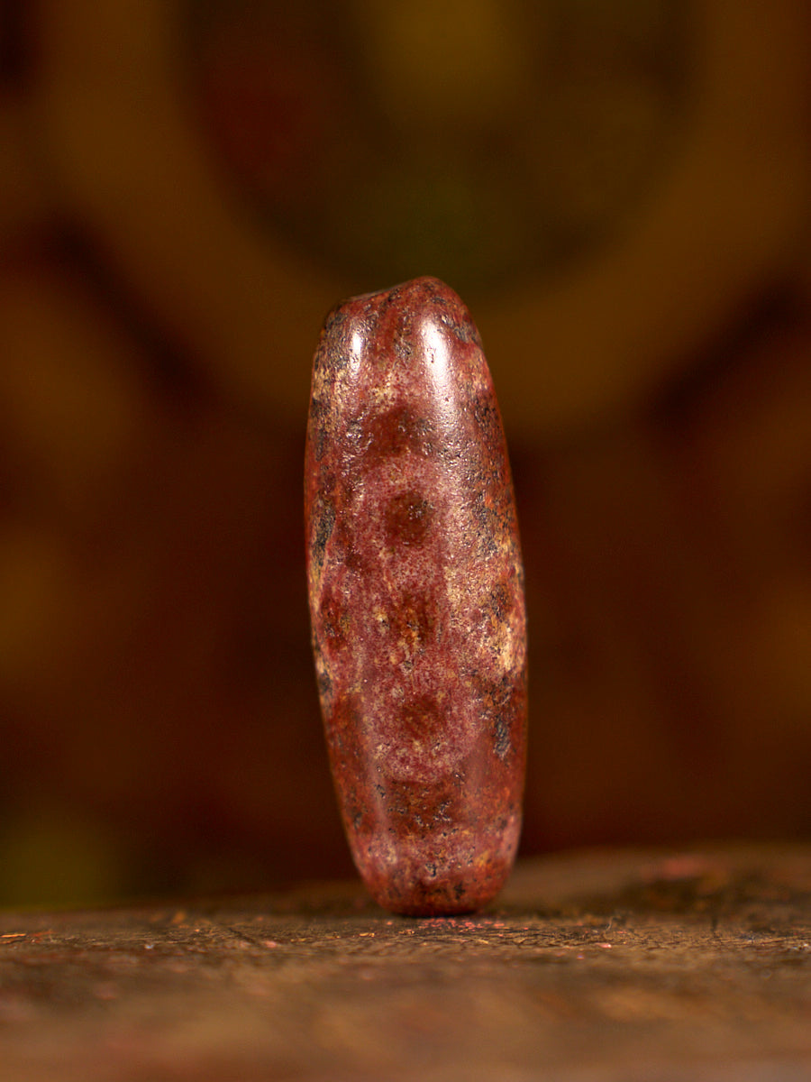 Himalayan Lightning Blessing Five-Eyed Agate Dzi Bead