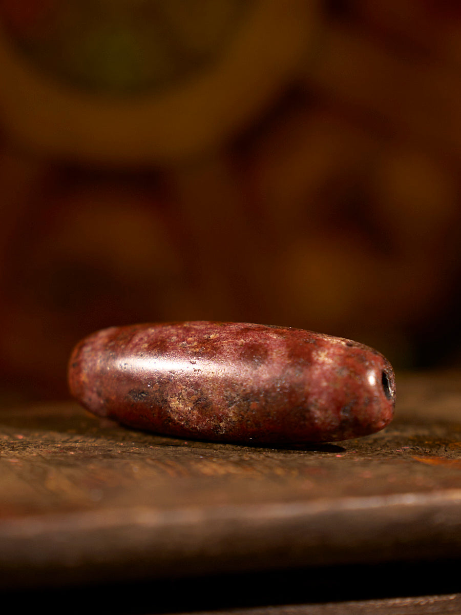 Himalayan Lightning Blessing Five-Eyed Agate Dzi Bead