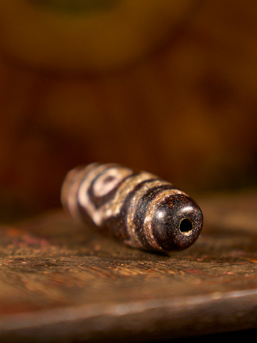 Zhangzhung Era Fortune Three-Eyed Agate Dzi Bead