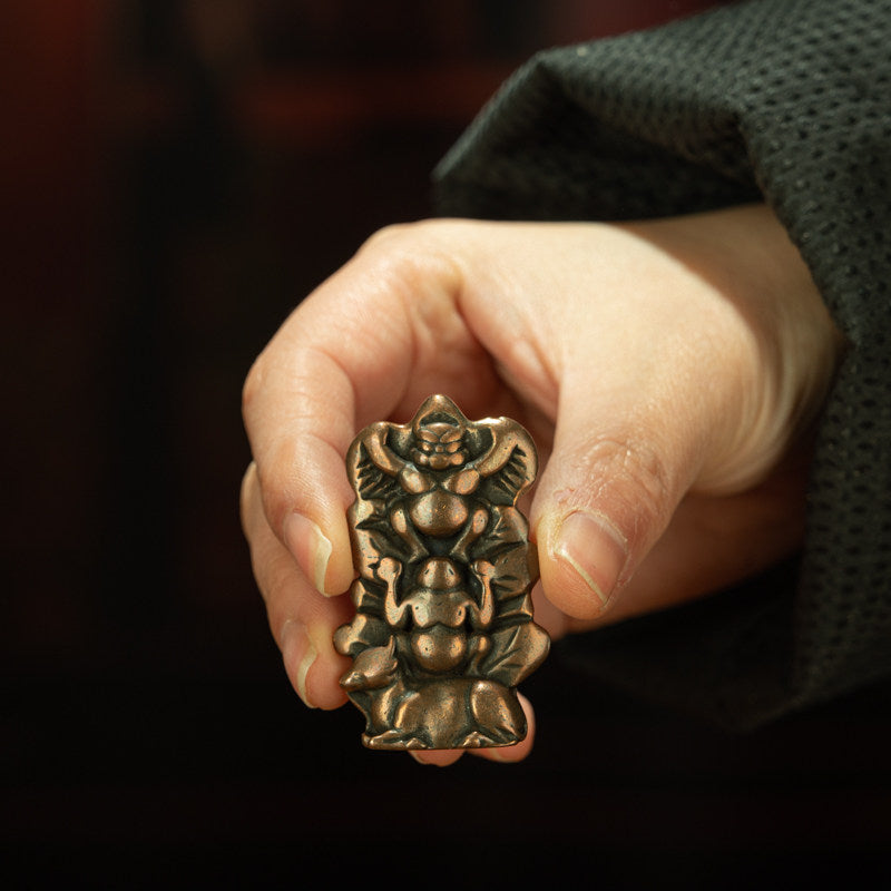 Ming Dynasty Tibetan Tantric Thogchag Amulet – Garuda, Frog & Deer Talisman in Meteorite Iron