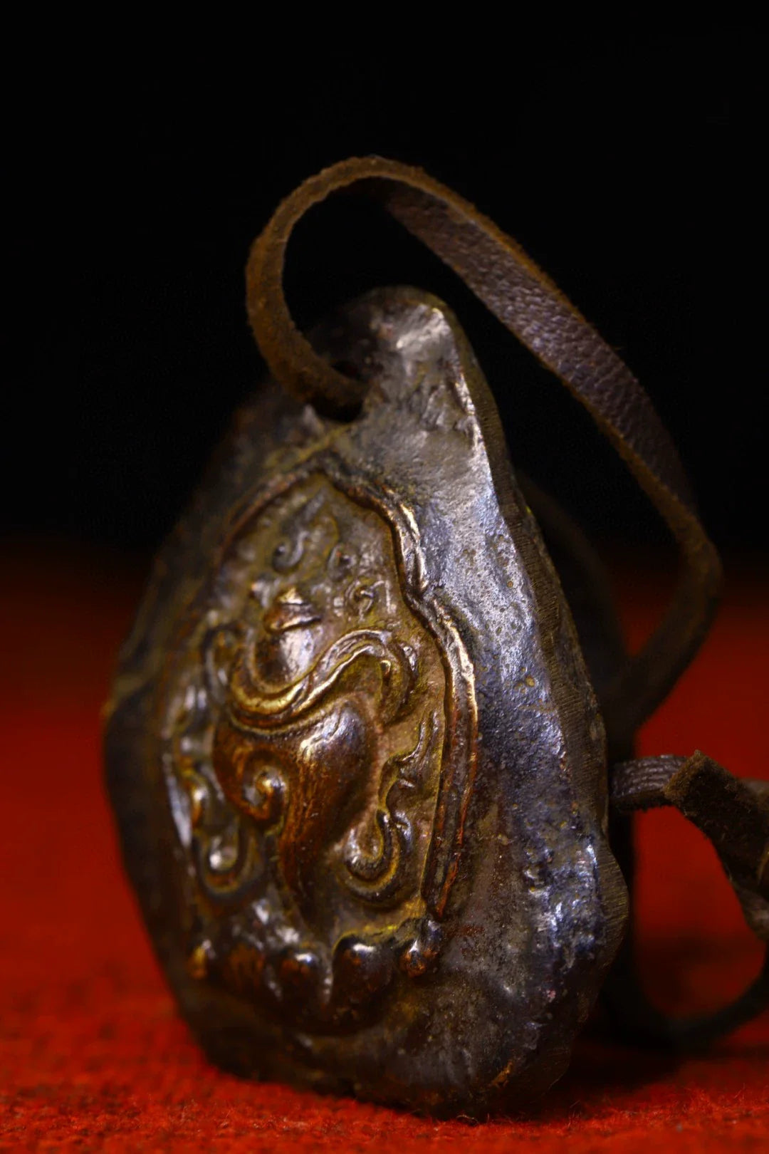 Conch WEALTH Thokcha Necklace for Eliminating Poverty