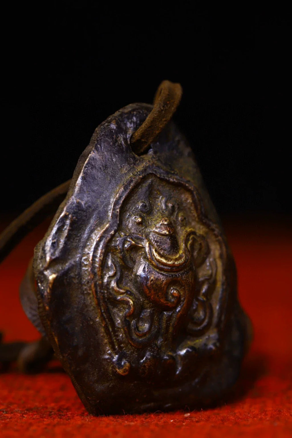 Conch WEALTH Thokcha Necklace for Eliminating Poverty