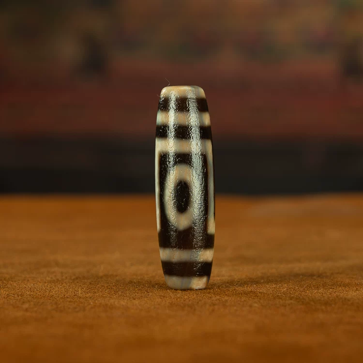 Tibetan Millennium Pure One-Eye Double Mountain Dzi Bead Pendant – Nine-Eye Shale Antique