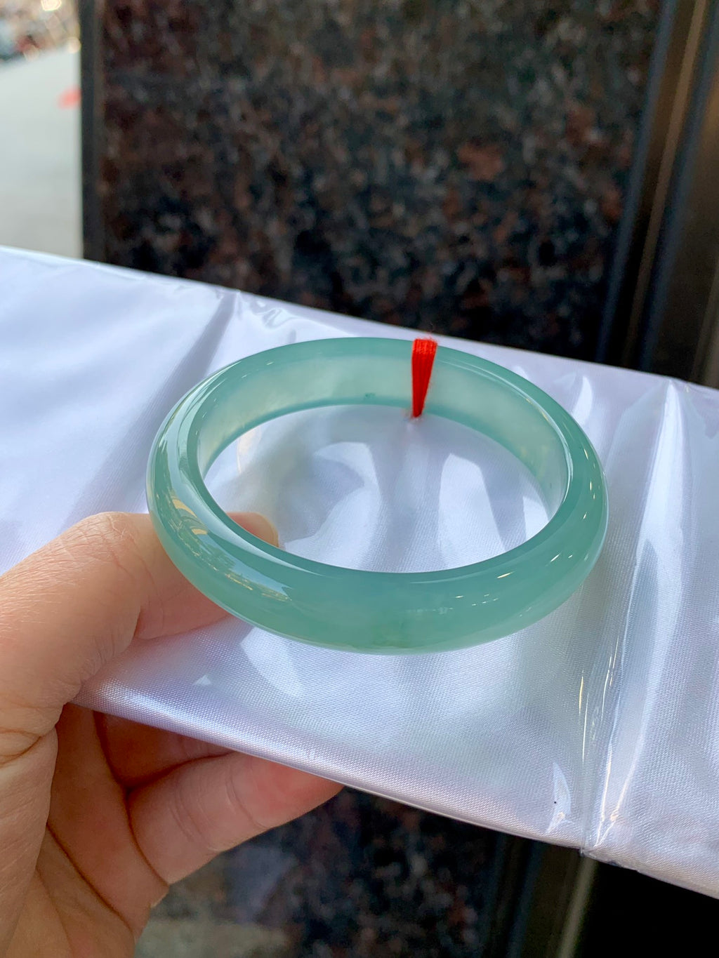 52.3-46.5-12.1-7.5 Ice-clear Imperial Concubine jade bangle