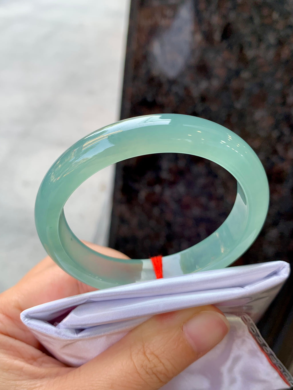 52.3-46.5-12.1-7.5 Ice-clear Imperial Concubine jade bangle