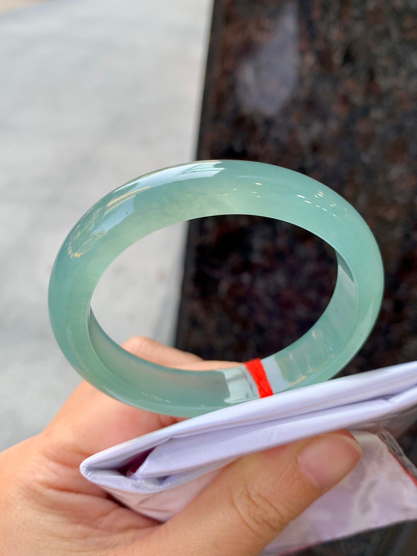 52.3-46.5-12.1-7.5 Ice-clear Imperial Concubine jade bangle