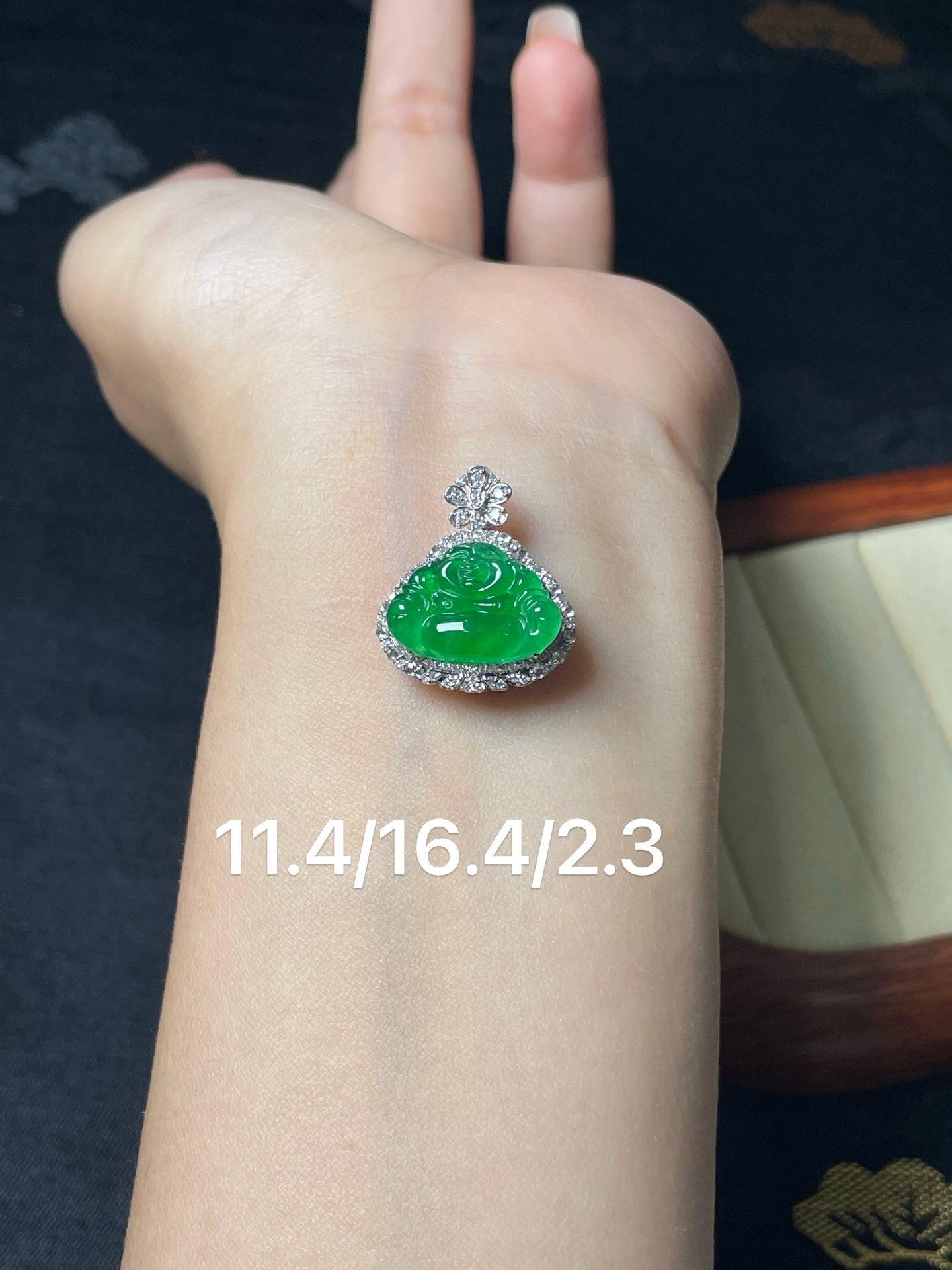 18K金 阳绿佛公