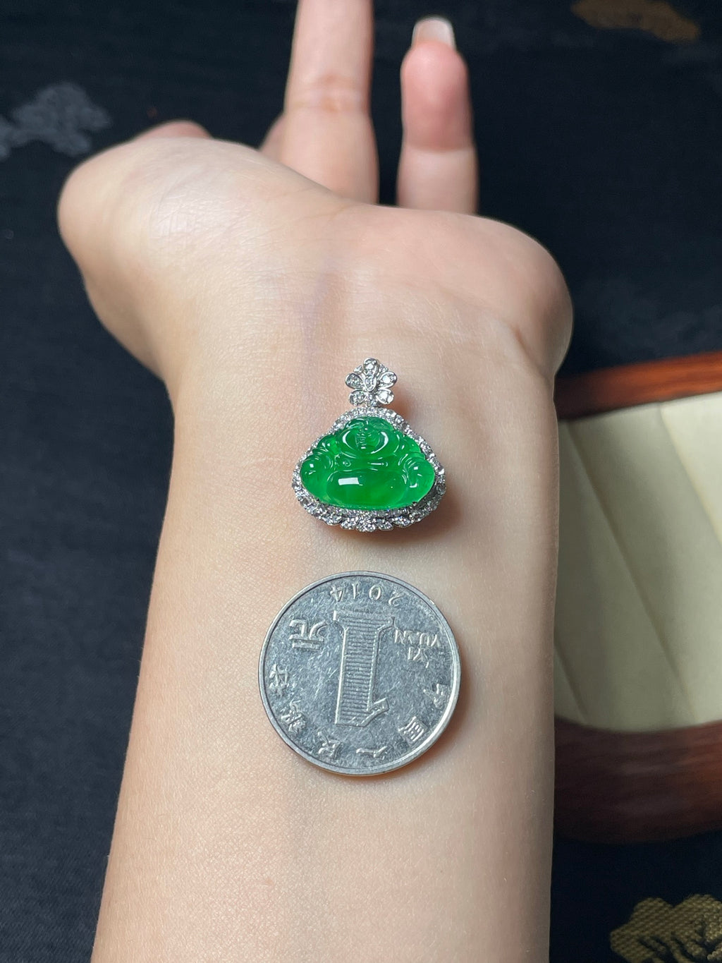 18K金 阳绿佛公