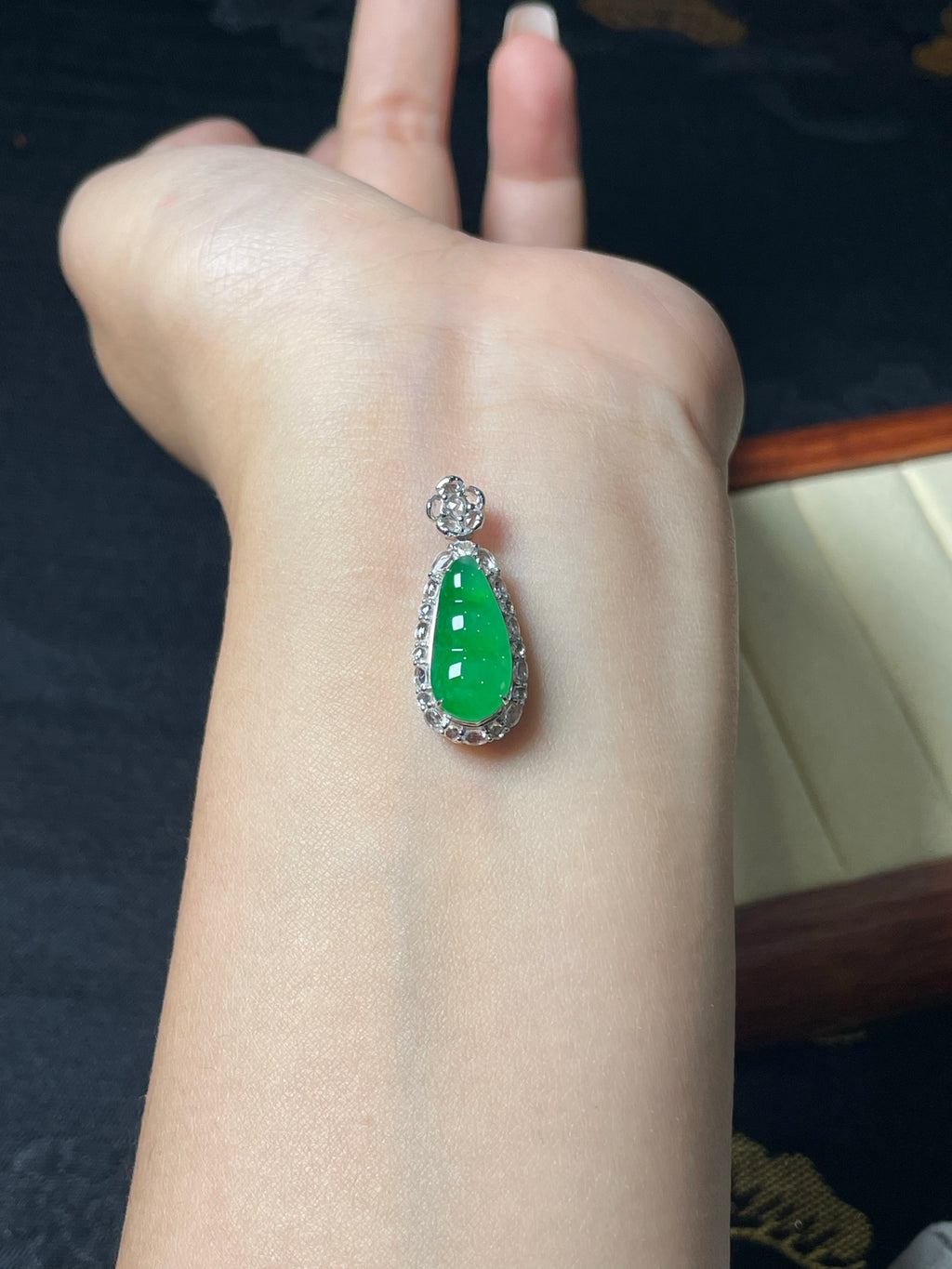 18K金 阳绿福豆