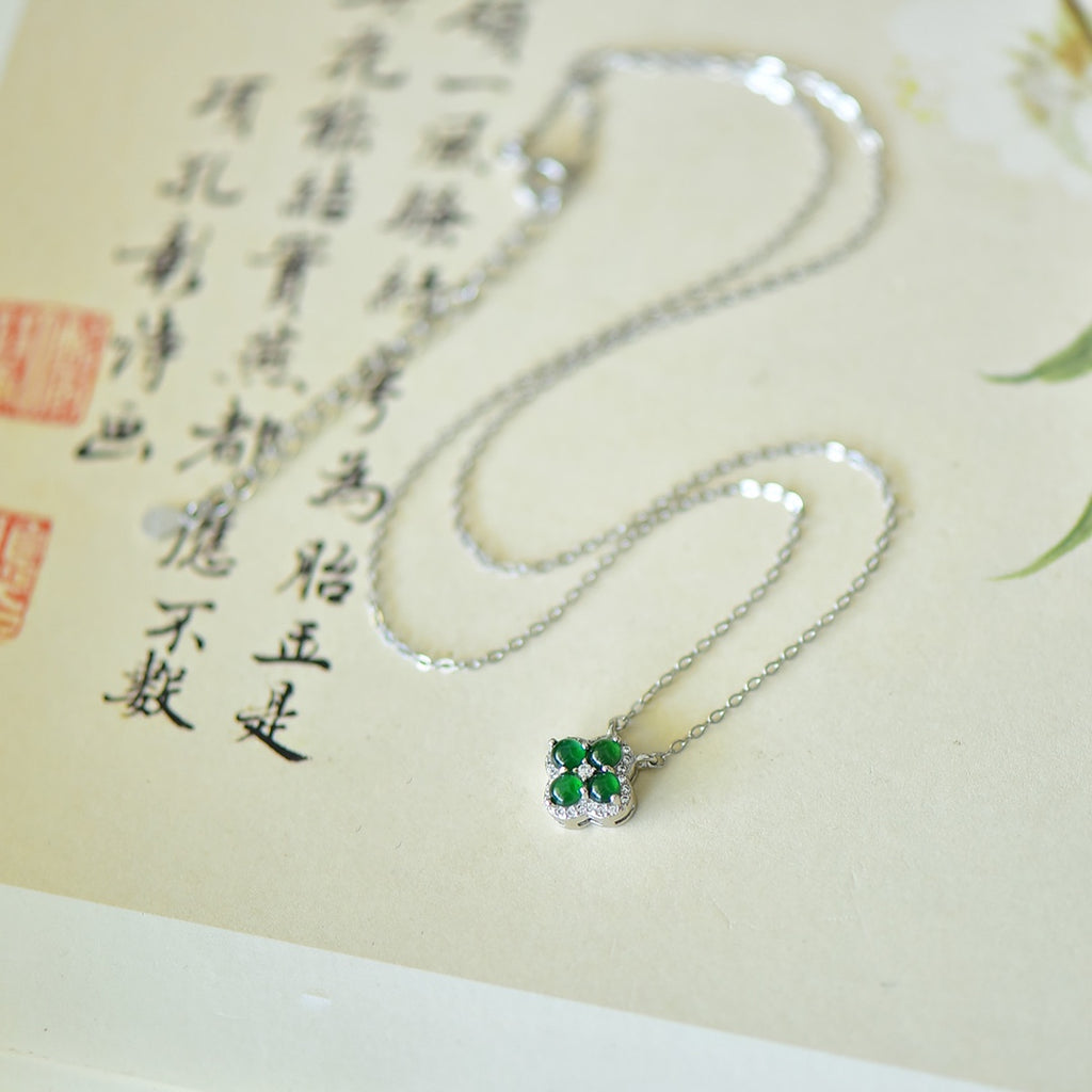 30008#925银镶嵌翡翠🍀四叶草蛋面素银吊坠