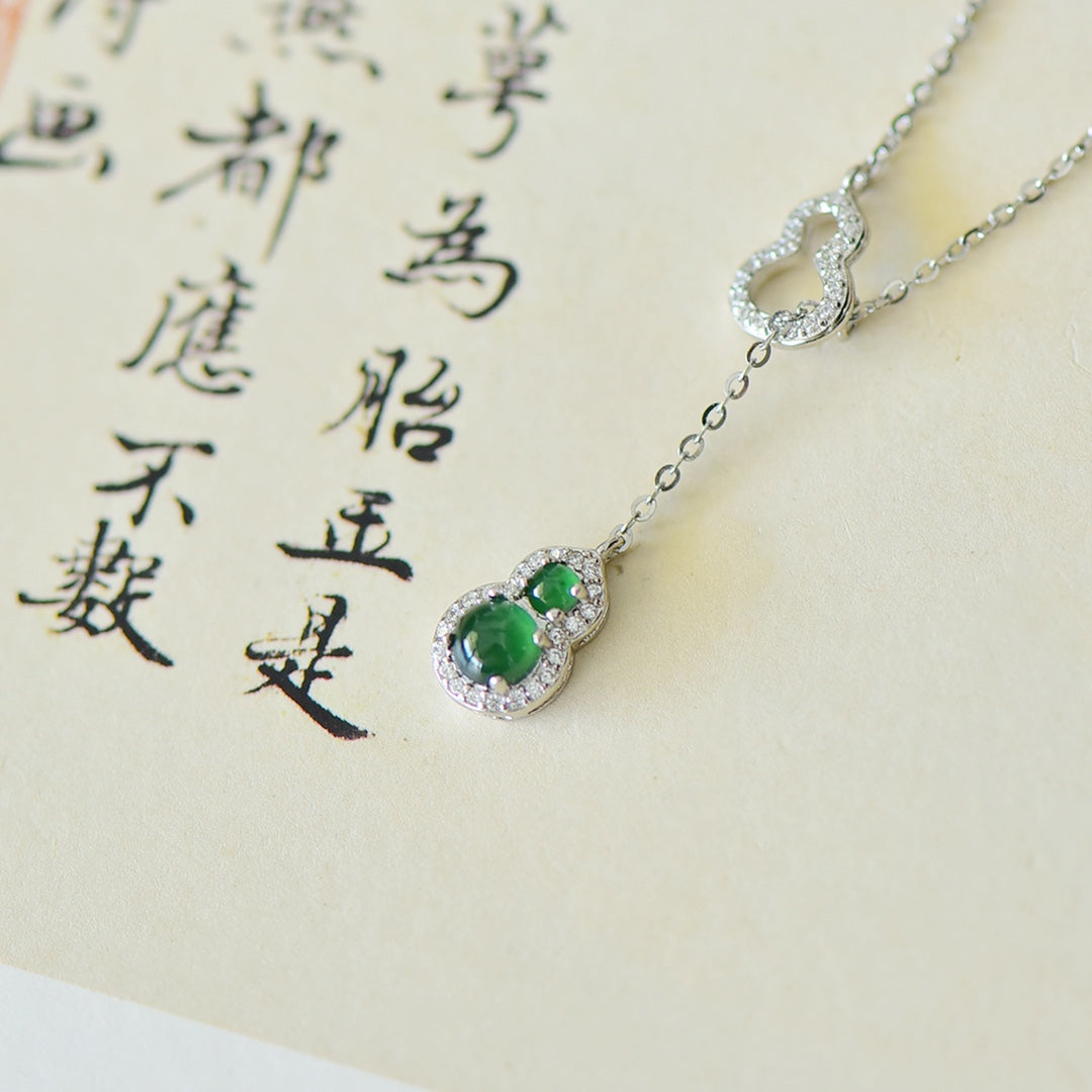 30013#925银镶嵌翡翠蛋面葫芦锆石自生链素银吊坠款